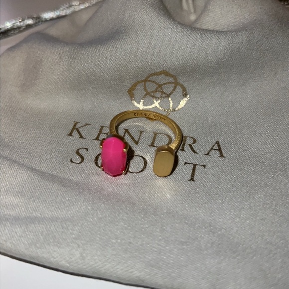 Kendra Scott Pink Agate Pryde Gold Open Ring SIZE 7 Adjustable - Picture 5 of 6